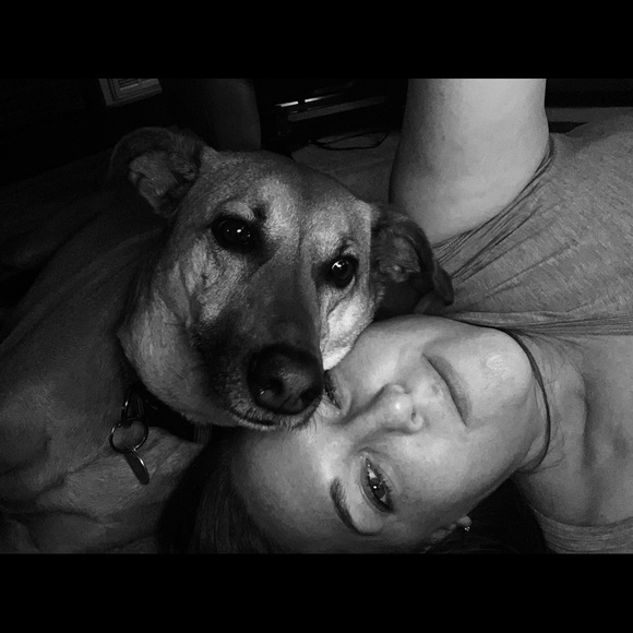 Meet your Posher, Jessica - Picture 2 of 3